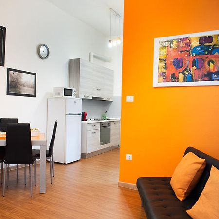 Il Borgo Appartamento Clelia 帕爾馬 外观 照片